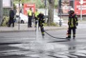 LKW blieb unter Bruecke haengen Koeln Ehrenfeld Innere Kanalstr Hornstr P384